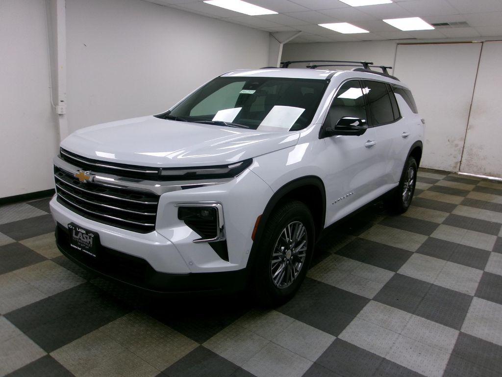 new 2026 Chevrolet Traverse car, priced at $47,400