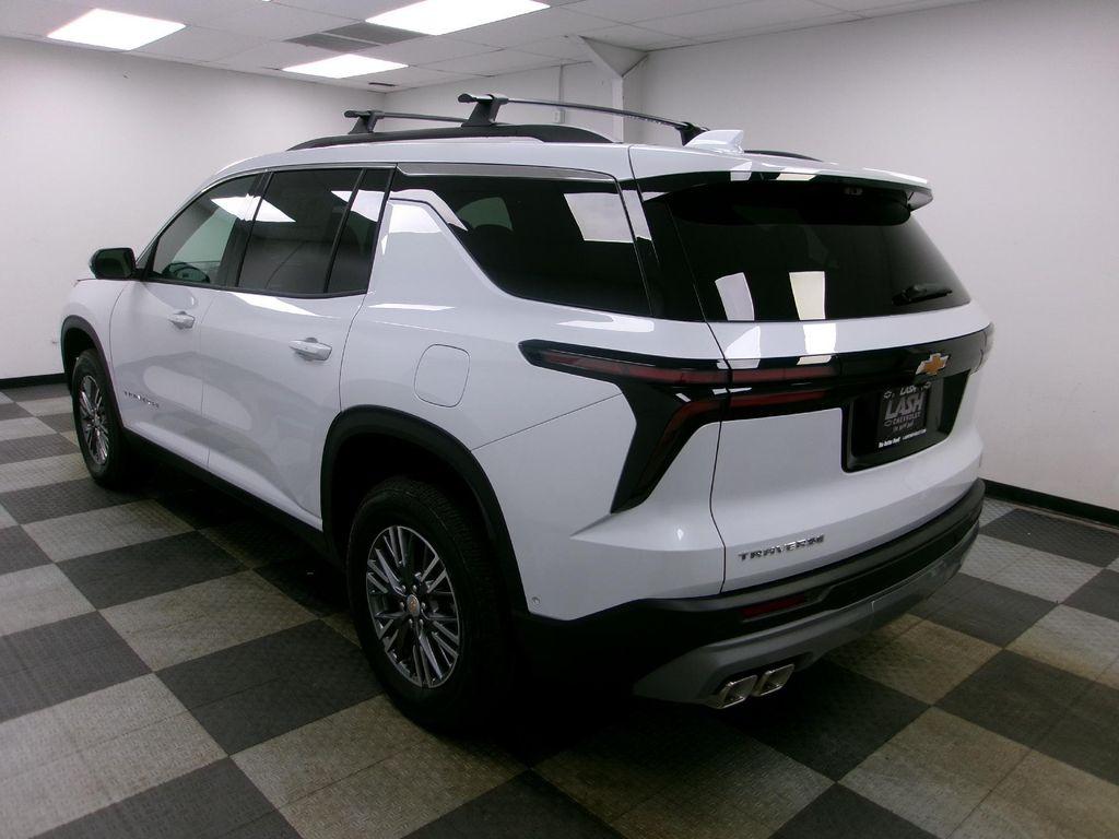 new 2026 Chevrolet Traverse car, priced at $47,400