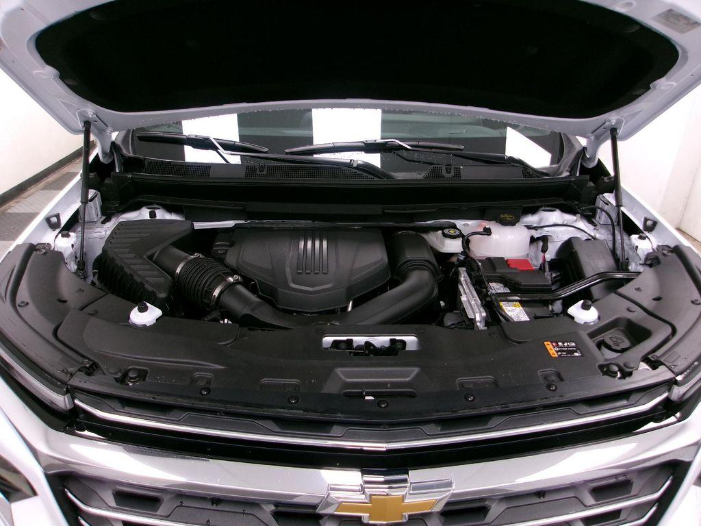 new 2026 Chevrolet Traverse car, priced at $47,400