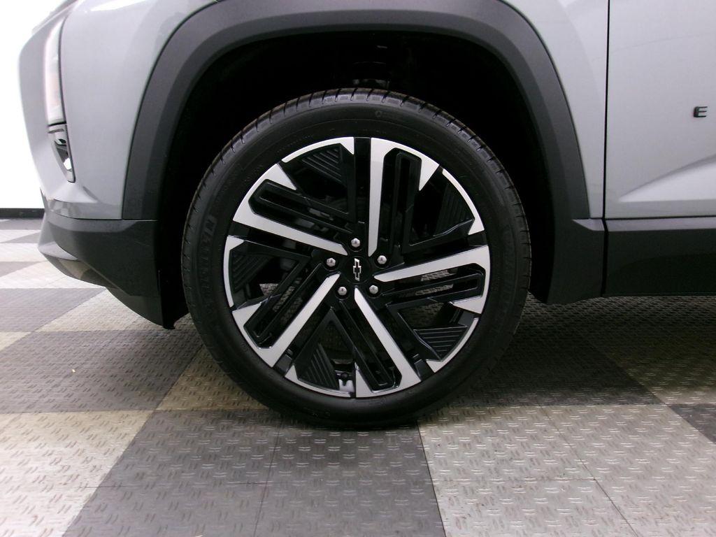 new 2026 Chevrolet Equinox car, priced at $40,810