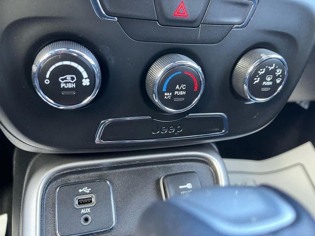 used 2018 Jeep Compass car, priced at $10,400