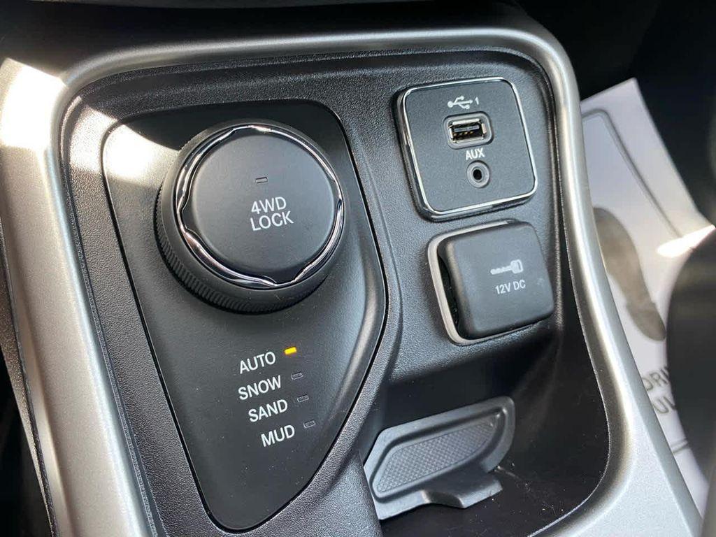 used 2019 Jeep Compass car, priced at $15,900