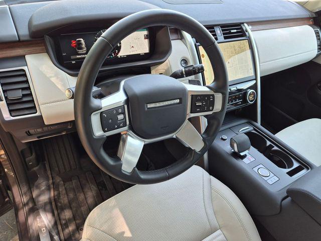 used 2025 Land Rover Discovery car, priced at $49,885