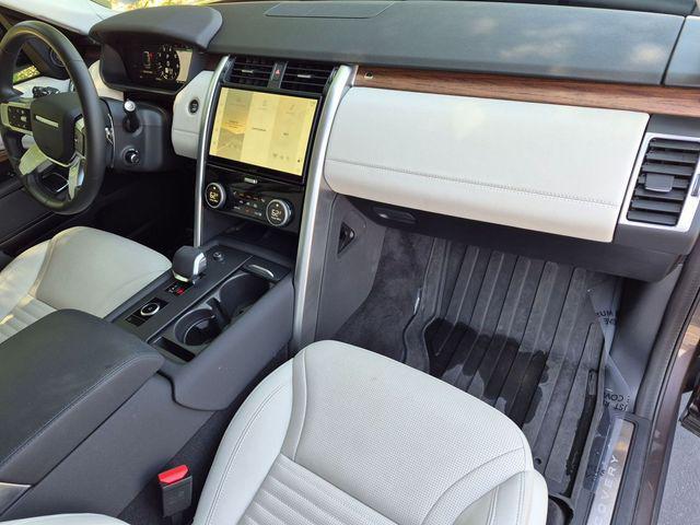 used 2025 Land Rover Discovery car, priced at $49,885