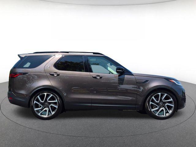 used 2025 Land Rover Discovery car, priced at $49,885