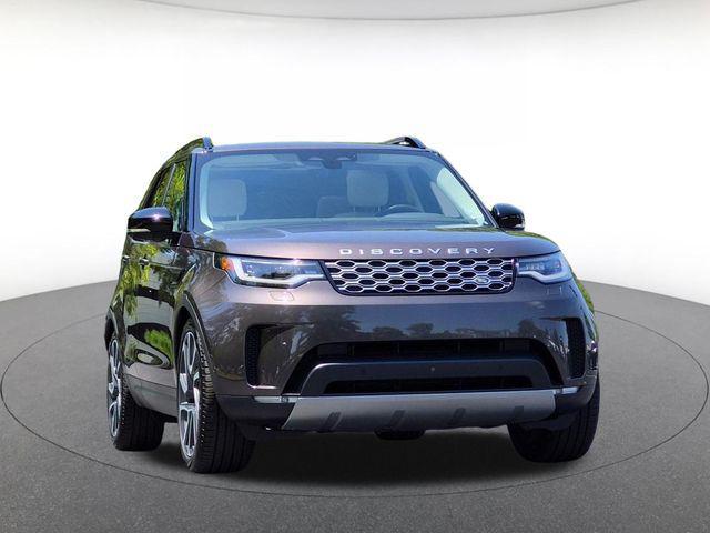 used 2025 Land Rover Discovery car, priced at $49,885