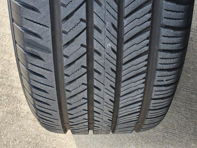 used 2022 Mercedes-Benz GLE 350 car, priced at $34,400