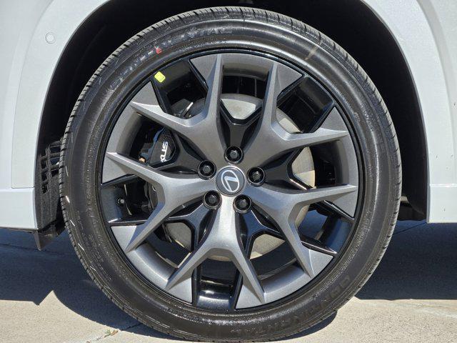 new 2026 Lexus TX 500h car, priced at $75,943