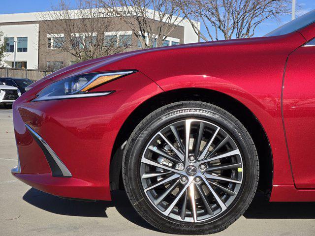 new 2025 Lexus ES 350 car, priced at $49,354
