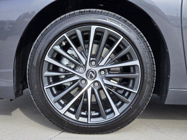new 2025 Lexus ES 350 car, priced at $48,684