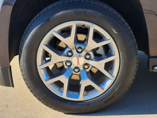 used 2017 GMC Yukon car, priced at $22,800