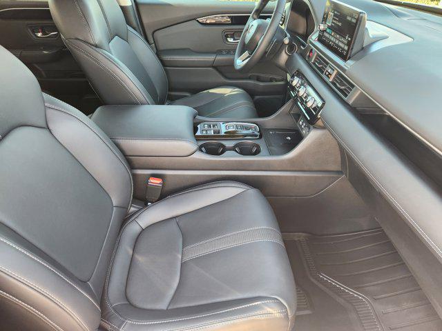 used 2024 Honda Pilot car, priced at $36,900