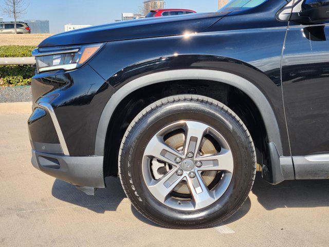 used 2024 Honda Pilot car, priced at $36,900