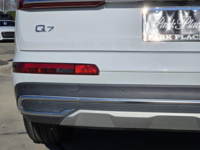 used 2020 Audi Q7 car, priced at $24,700