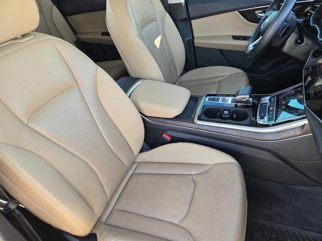 used 2020 Audi Q7 car, priced at $24,700