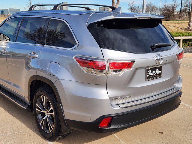 used 2016 Toyota Highlander car, priced at $13,900