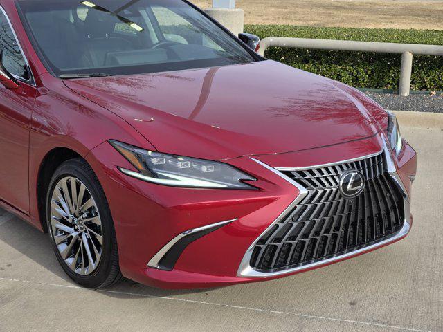 used 2025 Lexus ES 300h car, priced at $45,900