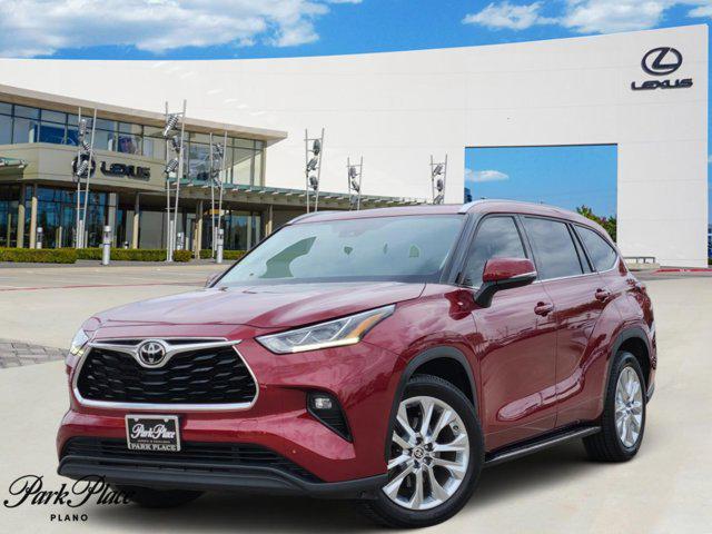 used 2021 Toyota Highlander car, priced at $31,600