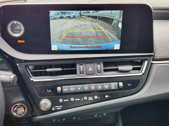 new 2025 Lexus ES 350 car, priced at $49,700