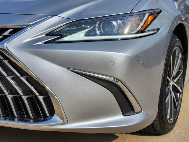 new 2025 Lexus ES 350 car, priced at $49,700
