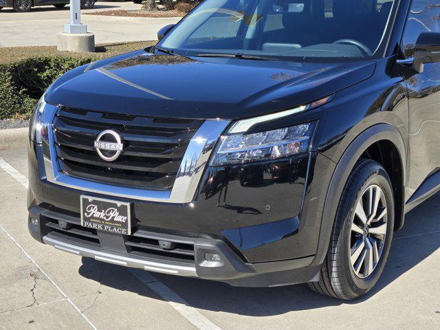 used 2024 Nissan Pathfinder car, priced at $28,900