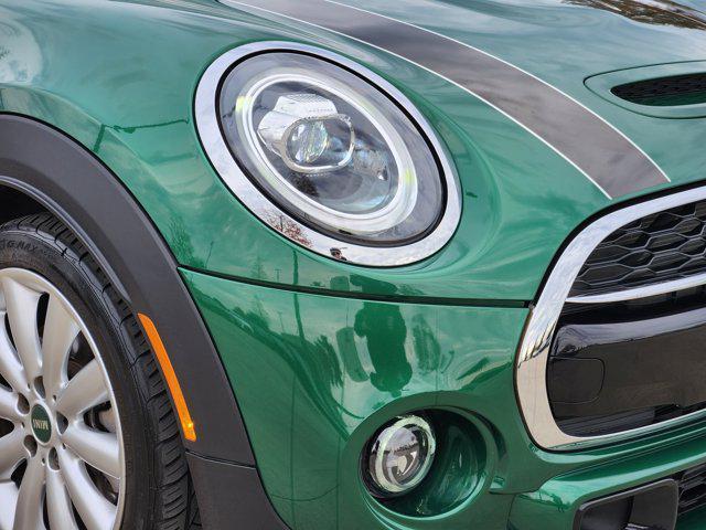 used 2021 MINI Hardtop car, priced at $18,900