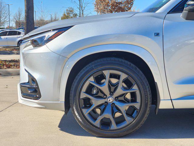 new 2026 Lexus TX 500h car, priced at $76,007