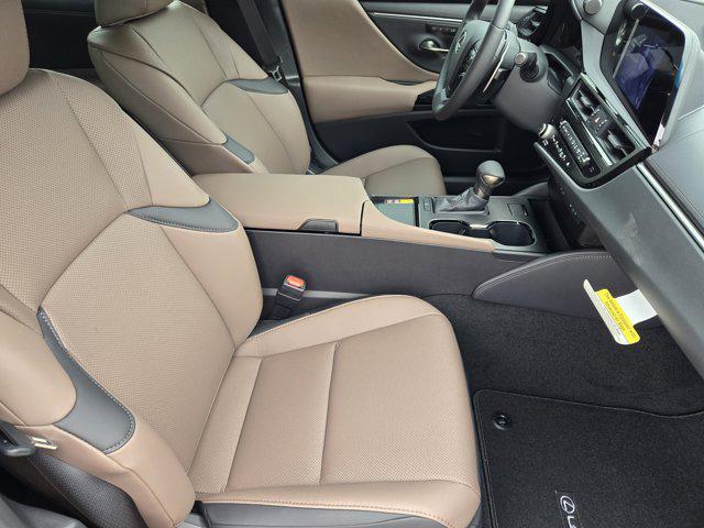 new 2025 Lexus ES 350 car, priced at $48,769