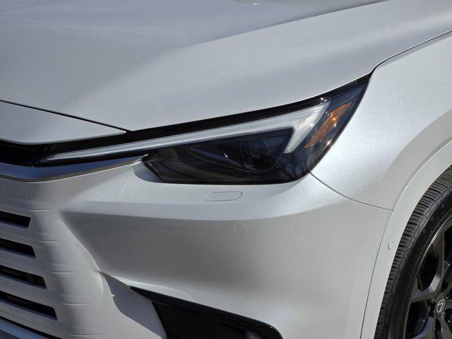 new 2026 Lexus TX 500h car, priced at $82,333