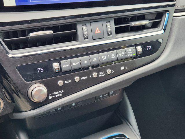 new 2025 Lexus ES 350 car, priced at $50,115