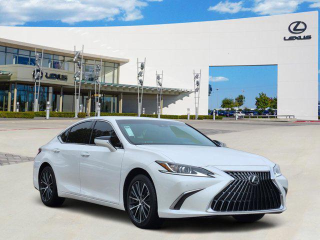 new 2025 Lexus ES 350 car, priced at $50,115