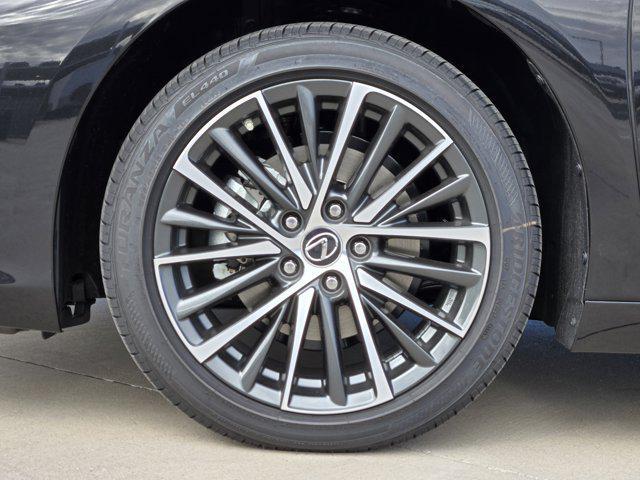 new 2025 Lexus ES 350 car, priced at $49,025