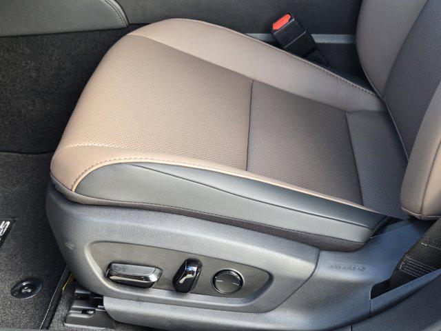 new 2025 Lexus ES 350 car, priced at $49,025