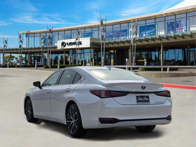 used 2025 Lexus ES 300h car, priced at $46,900
