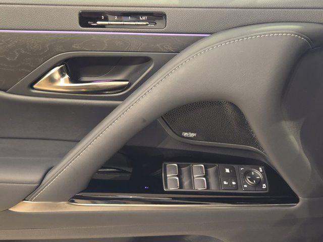 new 2025 Lexus LX 700h car, priced at $122,543