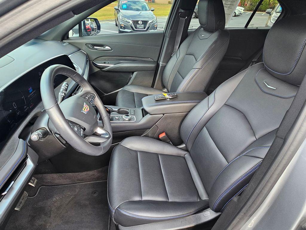 used 2024 Cadillac XT4 car, priced at $36,488