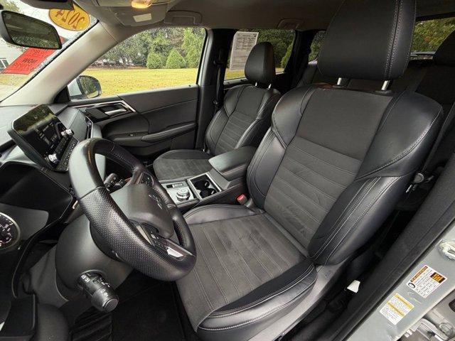 used 2024 Mitsubishi Outlander car, priced at $23,987