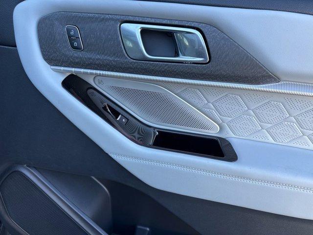 used 2025 Ford Explorer car, priced at $51,987