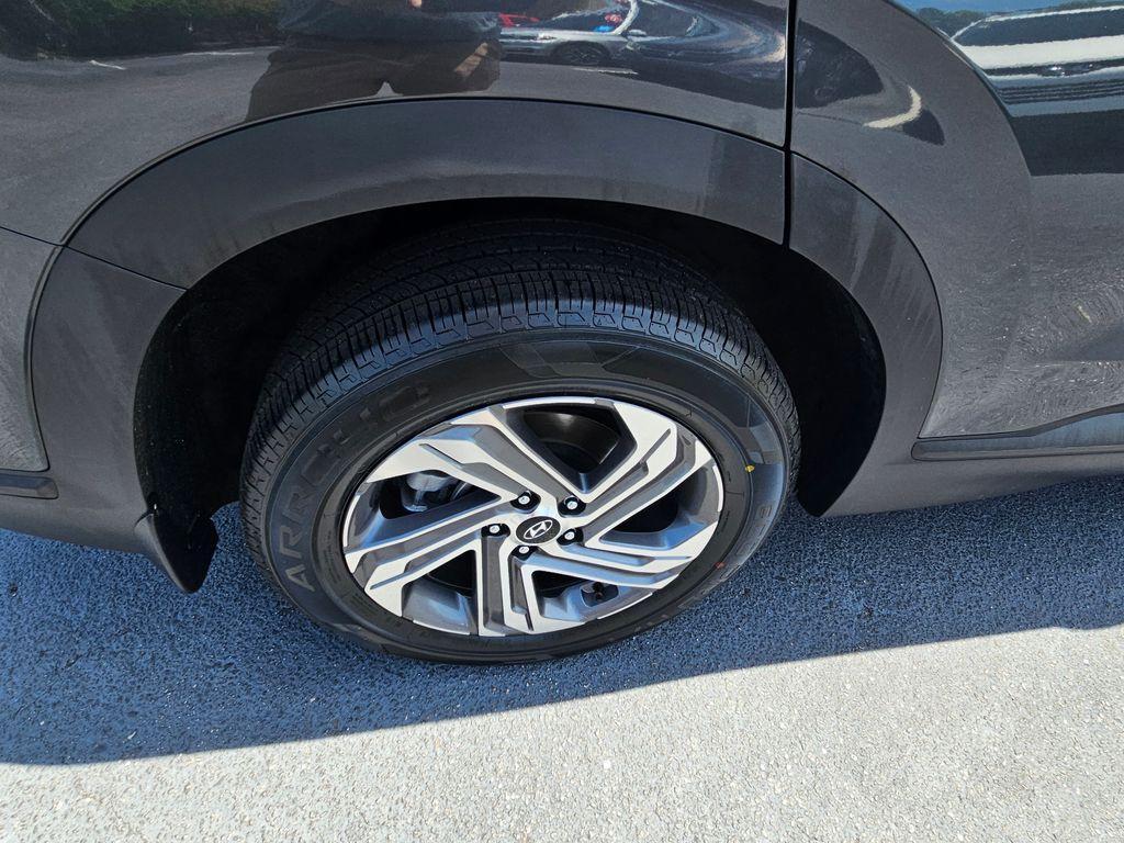 used 2023 Hyundai Santa Fe car, priced at $24,857