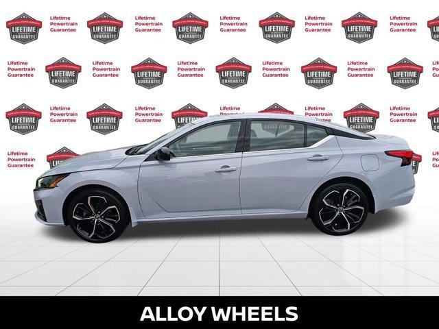 used 2023 Nissan Altima car, priced at $29,987