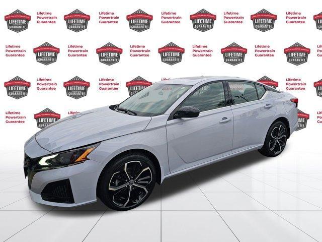 used 2023 Nissan Altima car, priced at $29,987