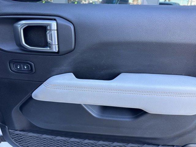 used 2021 Jeep Gladiator car, priced at $31,987