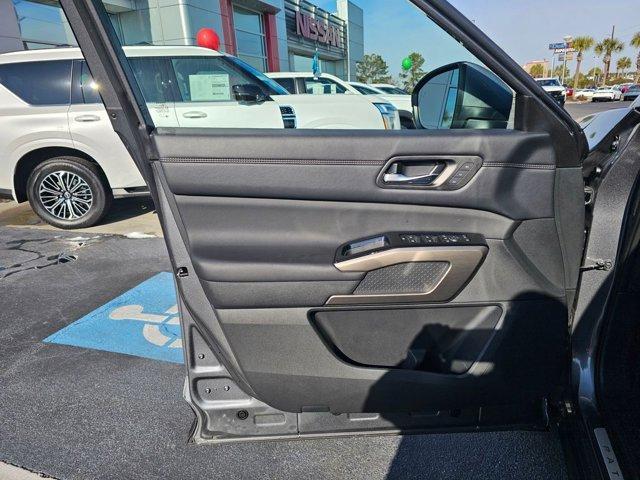 used 2024 Nissan Pathfinder car, priced at $43,987