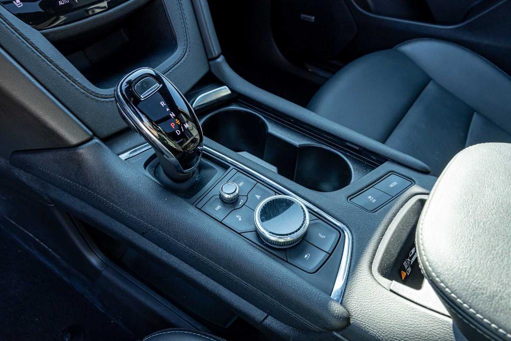 used 2023 Cadillac XT5 car, priced at $31,851