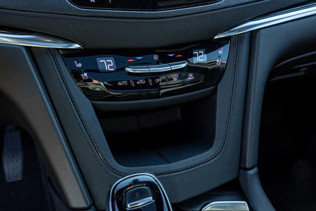 used 2023 Cadillac XT5 car, priced at $31,851