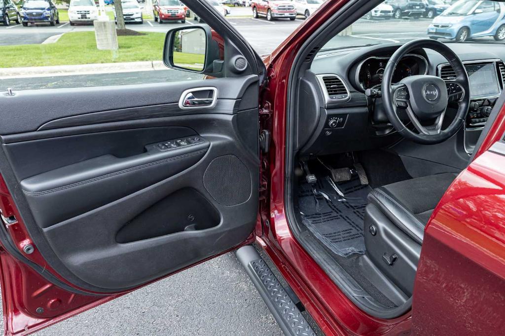 used 2020 Jeep Grand Cherokee car, priced at $27,822
