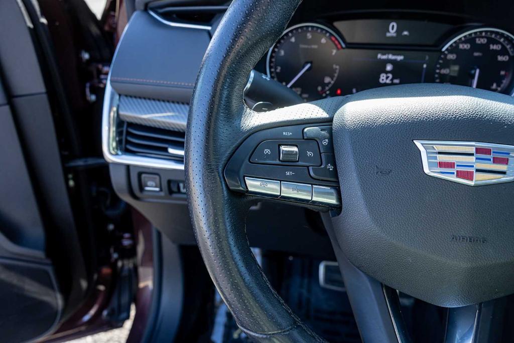 used 2023 Cadillac XT4 car, priced at $28,940