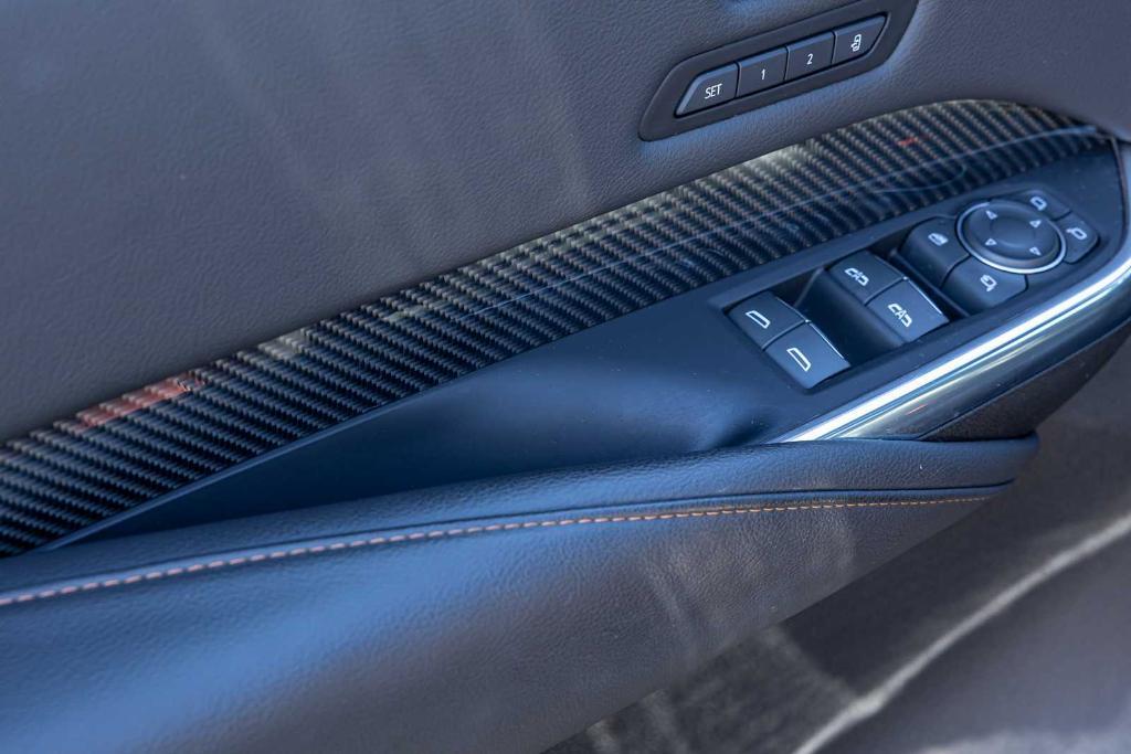 used 2023 Cadillac XT4 car, priced at $28,940