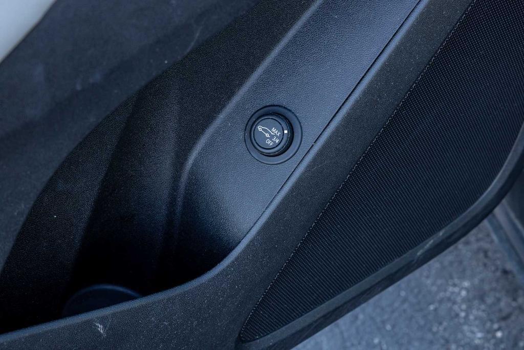 used 2019 Chevrolet Equinox car, priced at $15,990