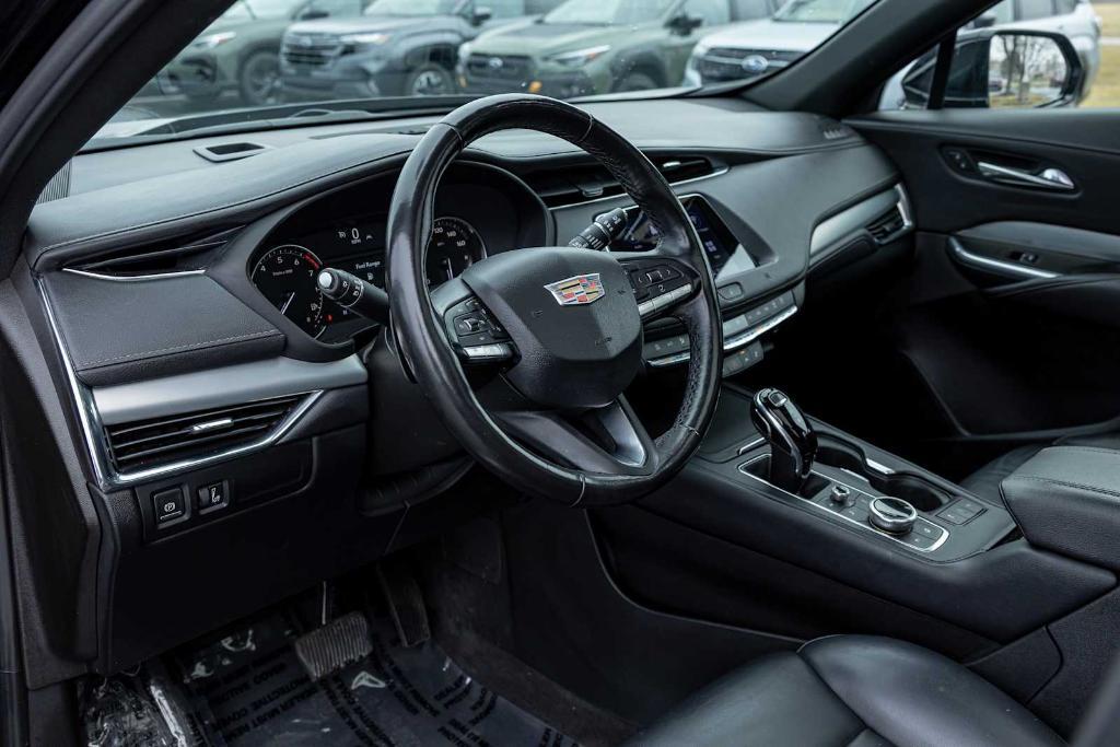 used 2020 Cadillac XT4 car, priced at $21,992
